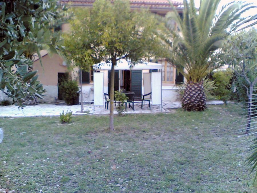 Bed&Breakfast Giardino Agritourist Controguerra 外观 照片