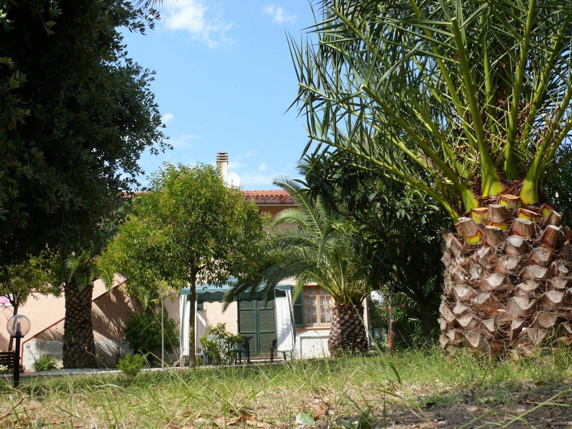 Bed&Breakfast Giardino Agritourist Controguerra 外观 照片